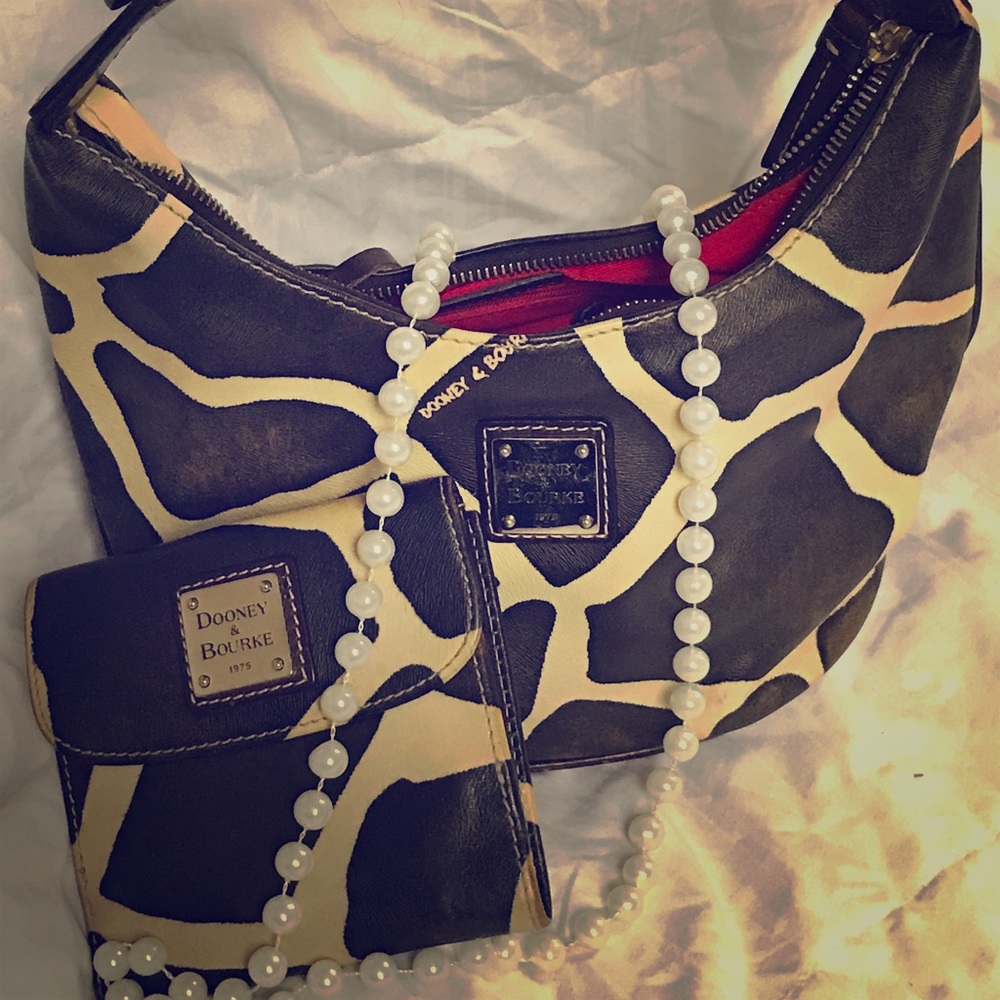 Dooney and Bourke purse and wallet 👜